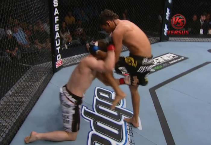 Charles Oliveira scored an illegal knee against Nik Lentz, photo: UFC Fight Pass